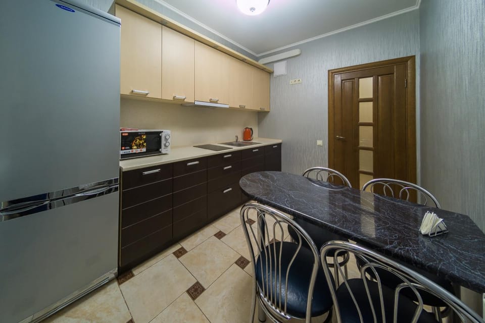 Dining area, Communal kitchen