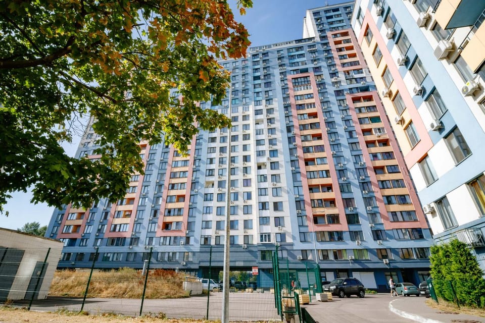 Property building, Neighbourhood, Parking