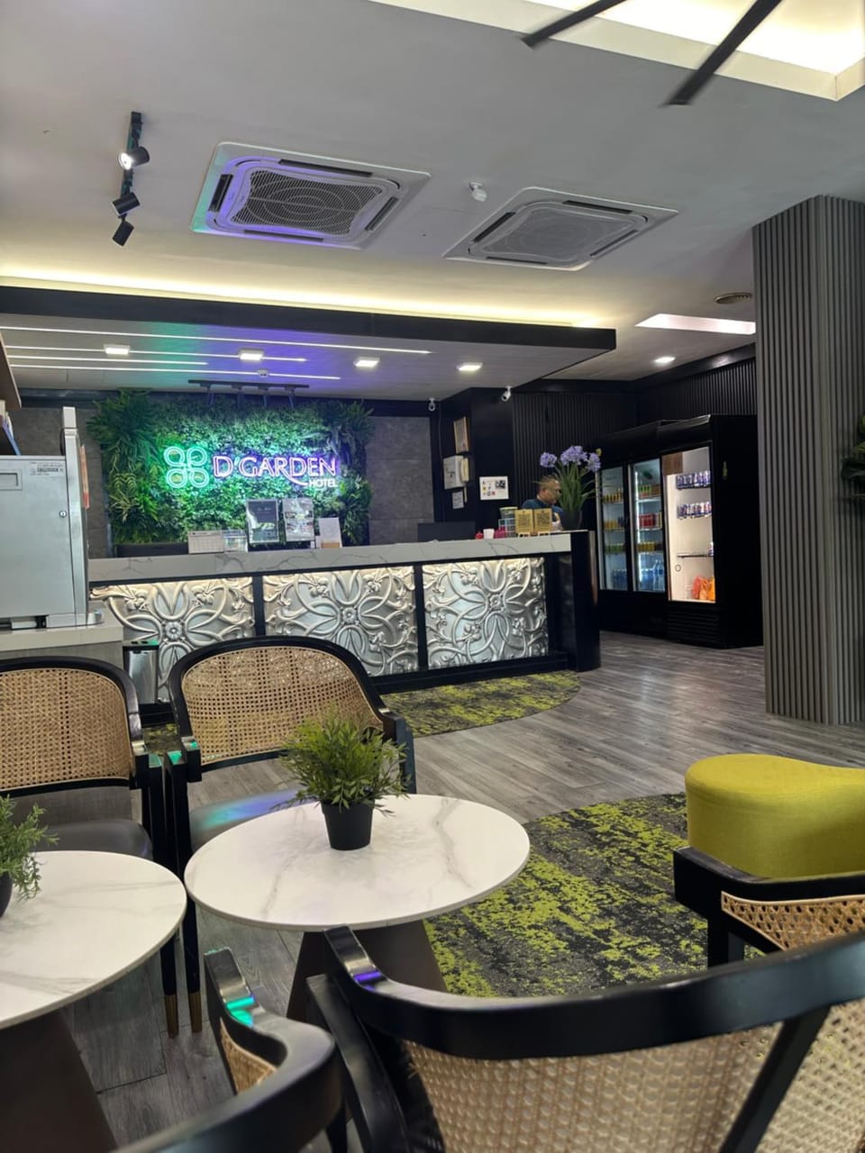 Lobby or reception, Seating area
