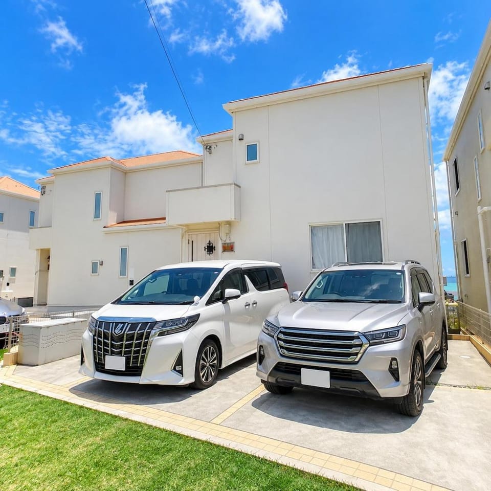 グランディオーソオーシャンビューヴィラ金武1 Villa in Okinawa Prefecture