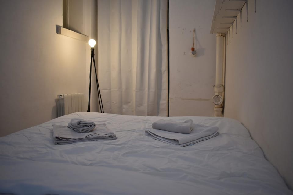 Pied-à-terre near Ménilmontant and Père Lachaise Apartment in Paris