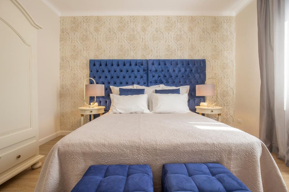 CRYS: Apartments, Holiday, Business, Blu Apartment in Verona