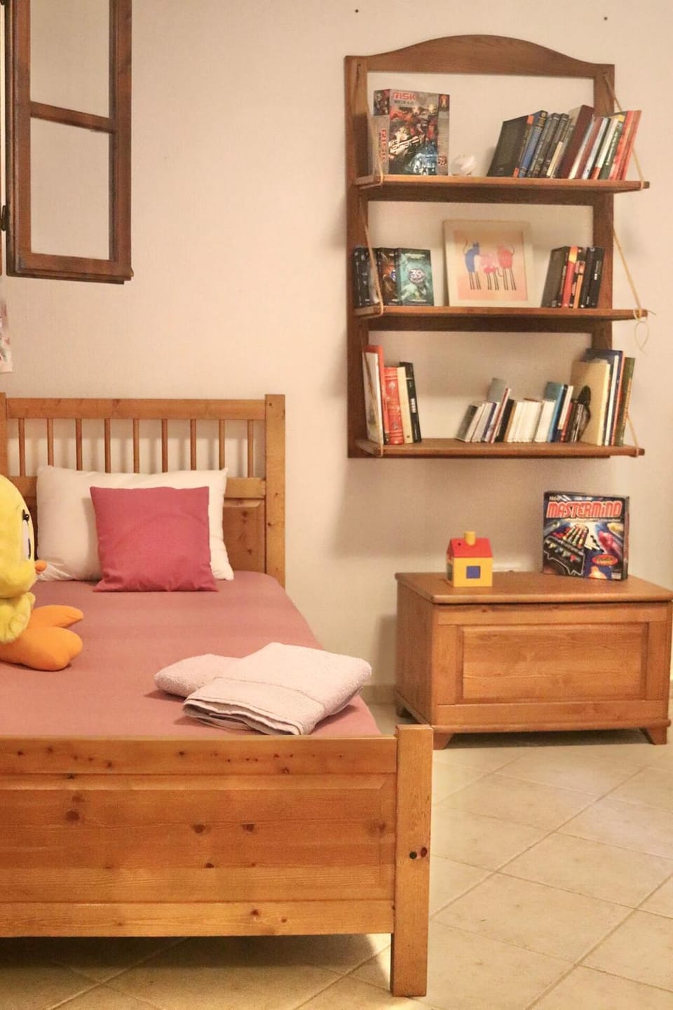 Game Room, Bedroom
