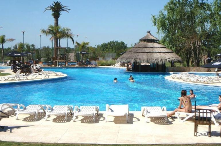 Day, Swimming pool, Swimming pool, group of guests