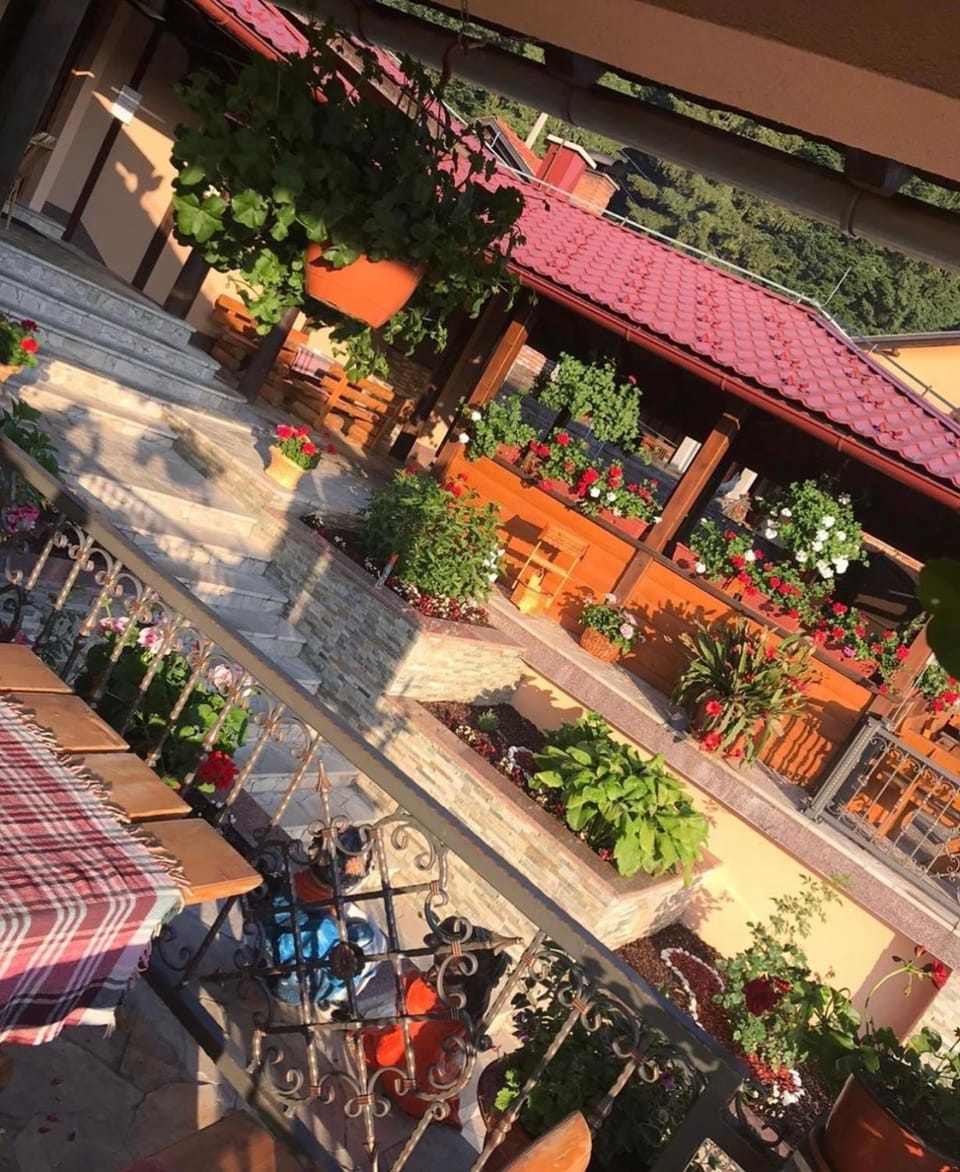Restoran sa sobama za iznajmljivanje MALI RAJ Bed and Breakfast in Bosnia and Herzegovina