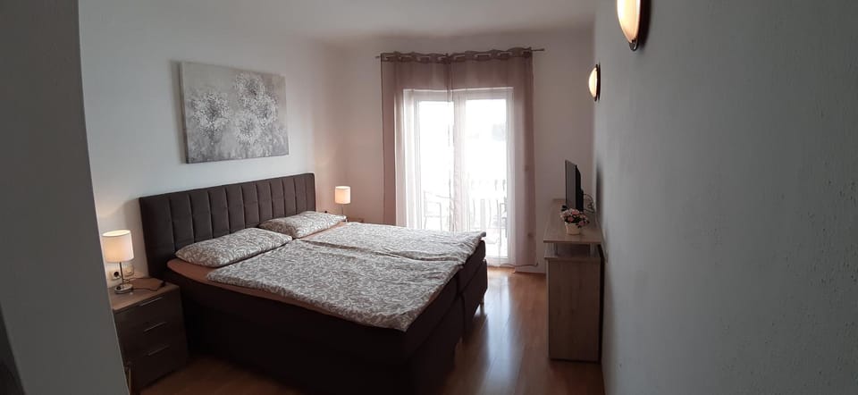 Apartmani Matušan Bed and Breakfast in Lika-Senj County