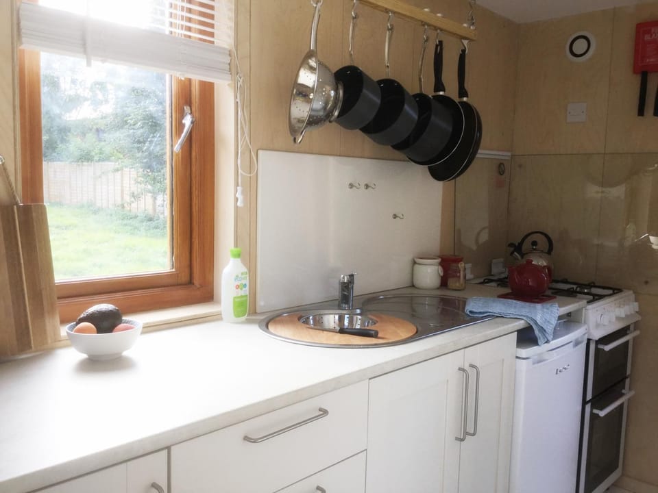 Coffee/tea facilities, Kitchen or kitchenette