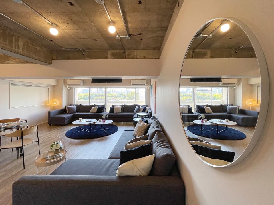 b hotel Dai3Himawari - Amazing Dome View 30 sec PeacePark, Up to 10 ppl Apartment in Hiroshima