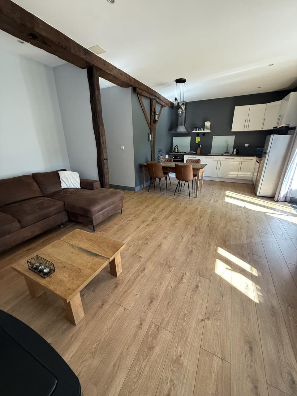 Living room, kitchen