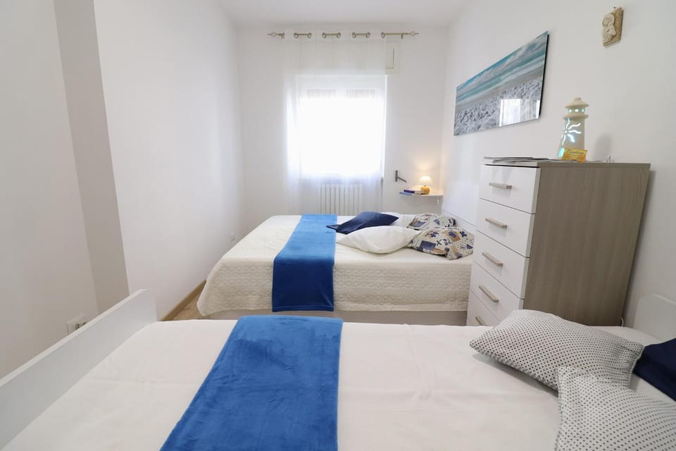 Living room, Bedroom
