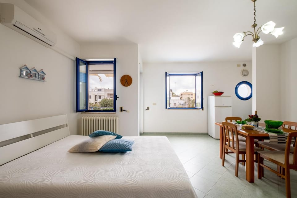 Property building, Living room, Bedroom