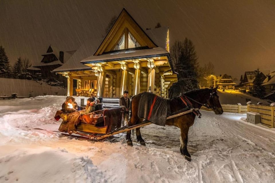 Winter, Horse-riding