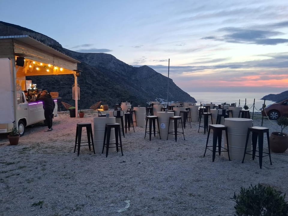 Oniropagida Hotel in Milos