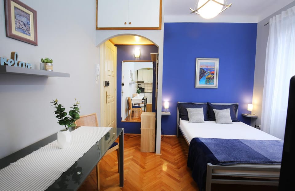 SPLIT CHIC Studio Apartment in Split