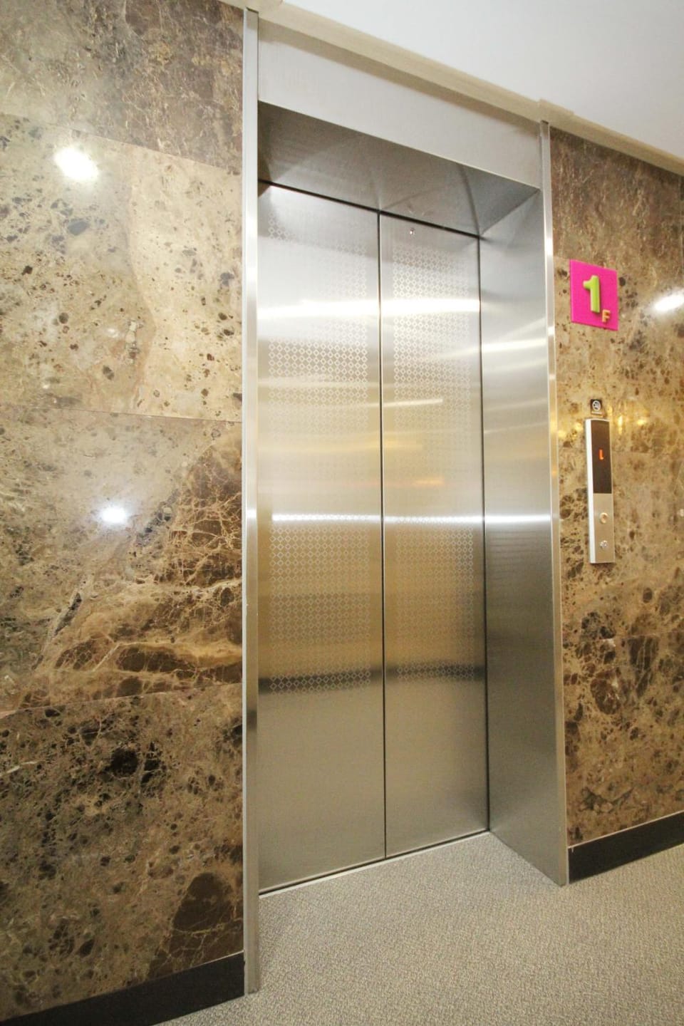 elevator