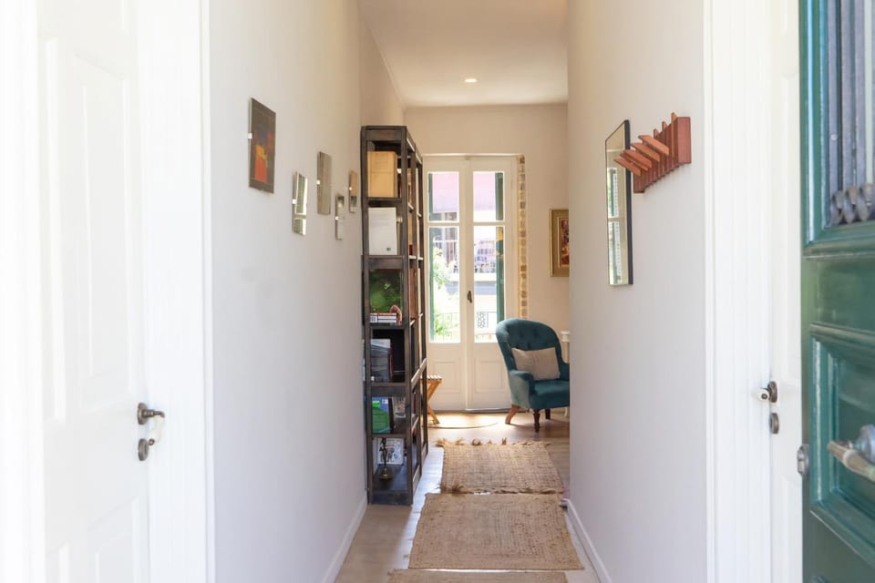 Facade/entrance, Seating area