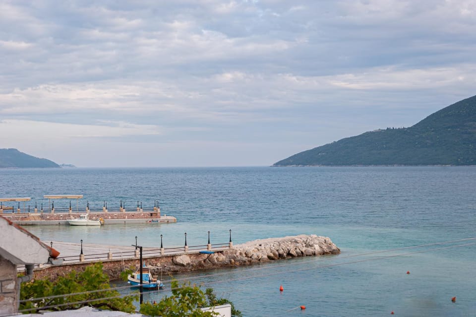 Dunja Boka Bay Apartment in Dubrovnik-Neretva County