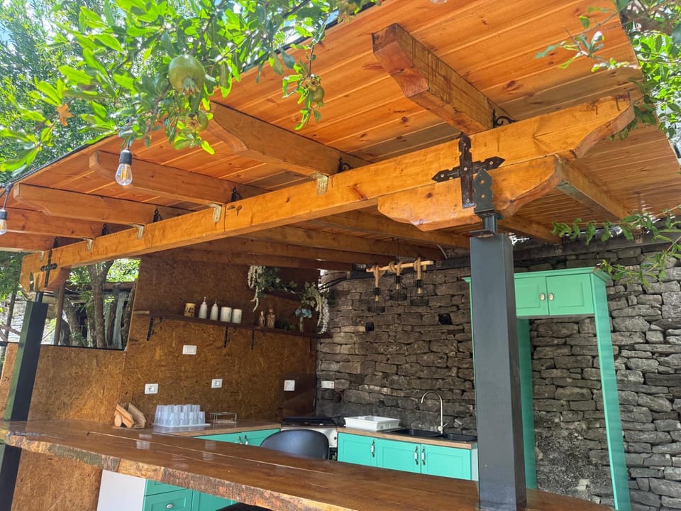 Trigona Guest House & Hostel Hostel in Vlorë County, Albania