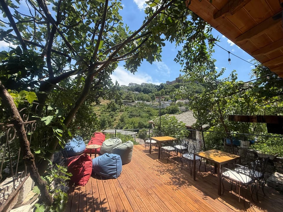 Patio, Natural landscape, Garden, Balcony/Terrace, Kitchen or kitchenette, Seating area
