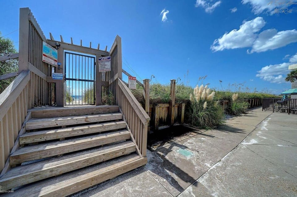Sugar Beach C-3 (Beach Life) House in Lower Grand Lagoon