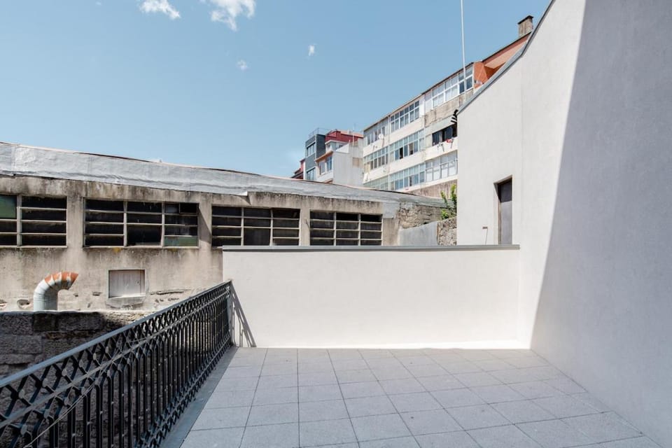 Get a Golden and Flower Flat Apartment in Porto