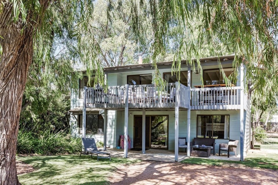 Tranquil Waters House in Dunsborough