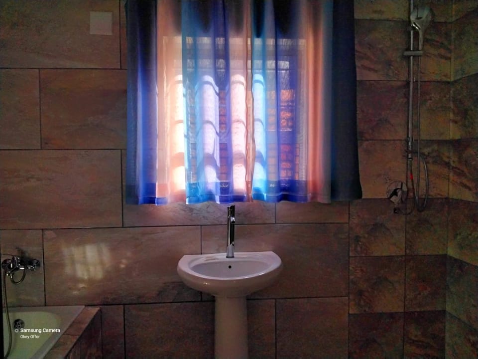 Dante Guest house Bed and Breakfast in Gauteng