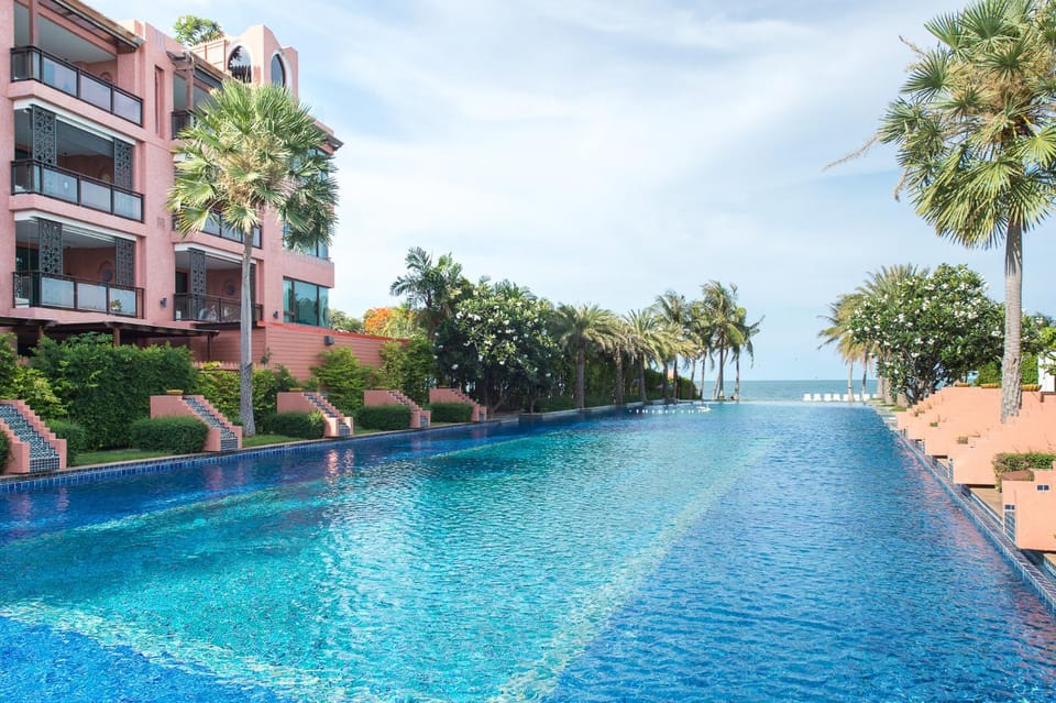 Swimming pool, Swimming pool