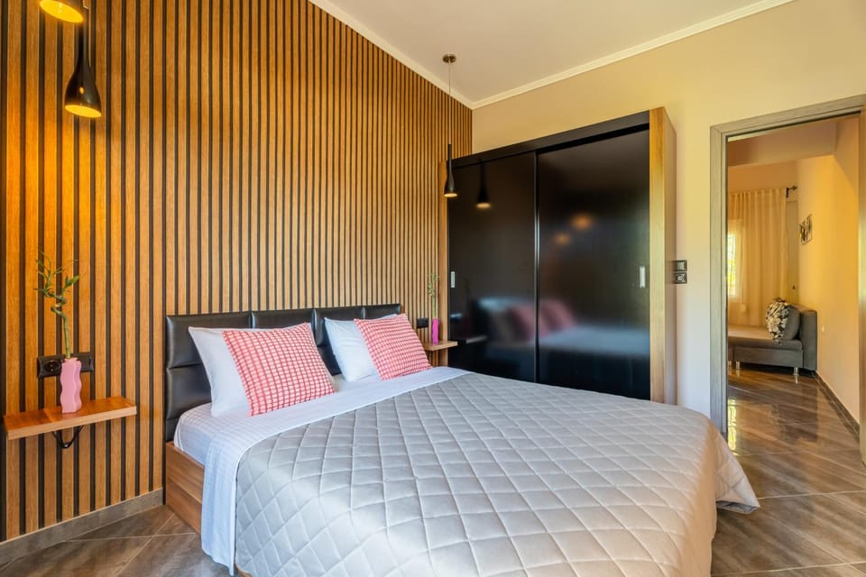 Bed, Photo of the whole room, Bedroom, wardrobe