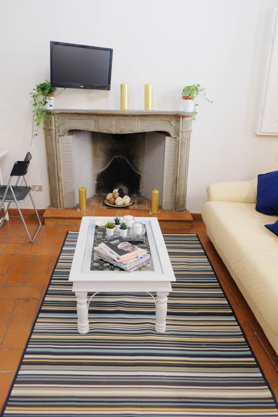 Communal lounge/ TV room, TV and multimedia, Living room, Seating area