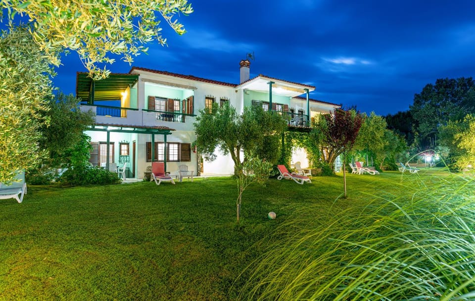 Property building, Garden