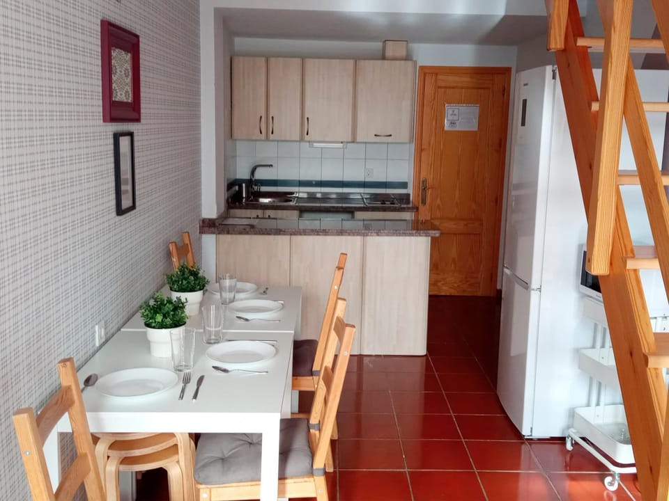 Kitchen or kitchenette, Living room, Dining area