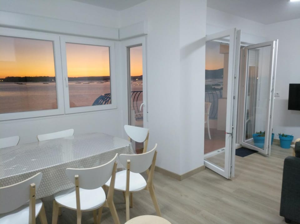 Apartamentos Poniente CON y SIN TERRAZA Apartment in O Salnés