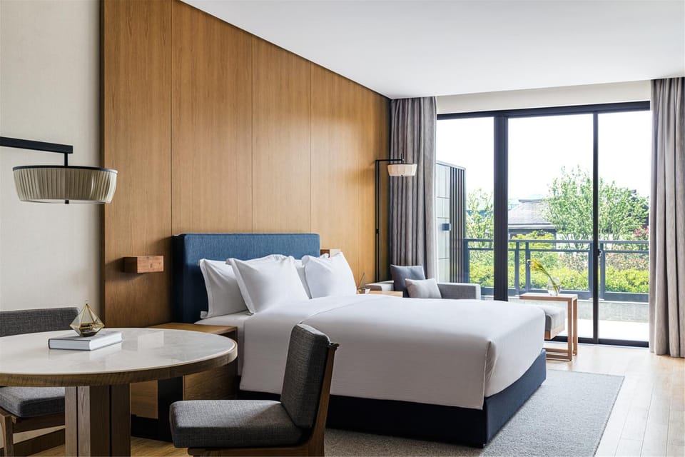 Cordis Hotels & Resorts, Dongqian Lake, Ningbo Hotel in Zhejiang