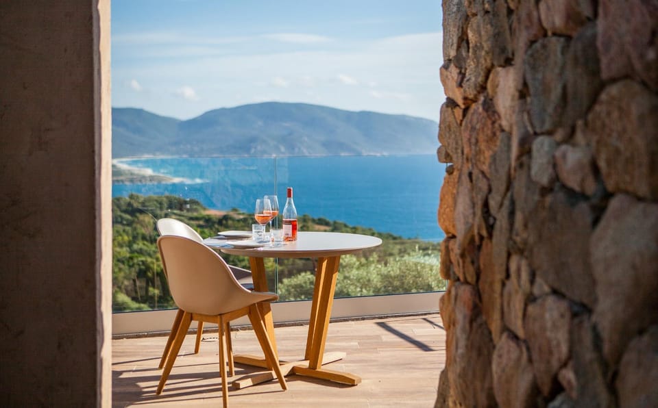 Patio, Day, Natural landscape, View (from property/room), Dining area, Sea view