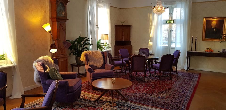 Lounge or bar