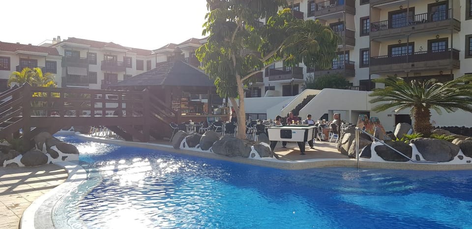 Balcon Del Mar Wonderful pool's view and sun WI-FI Apartment in Costa del Silencio