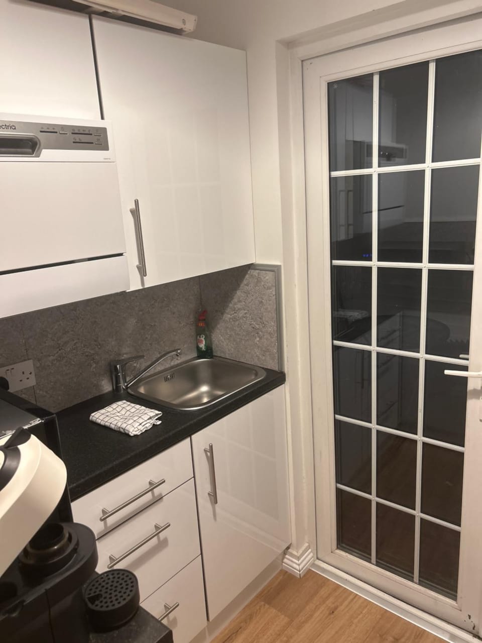 2 Minutes from Drumcondra Station Apartment in Dublin