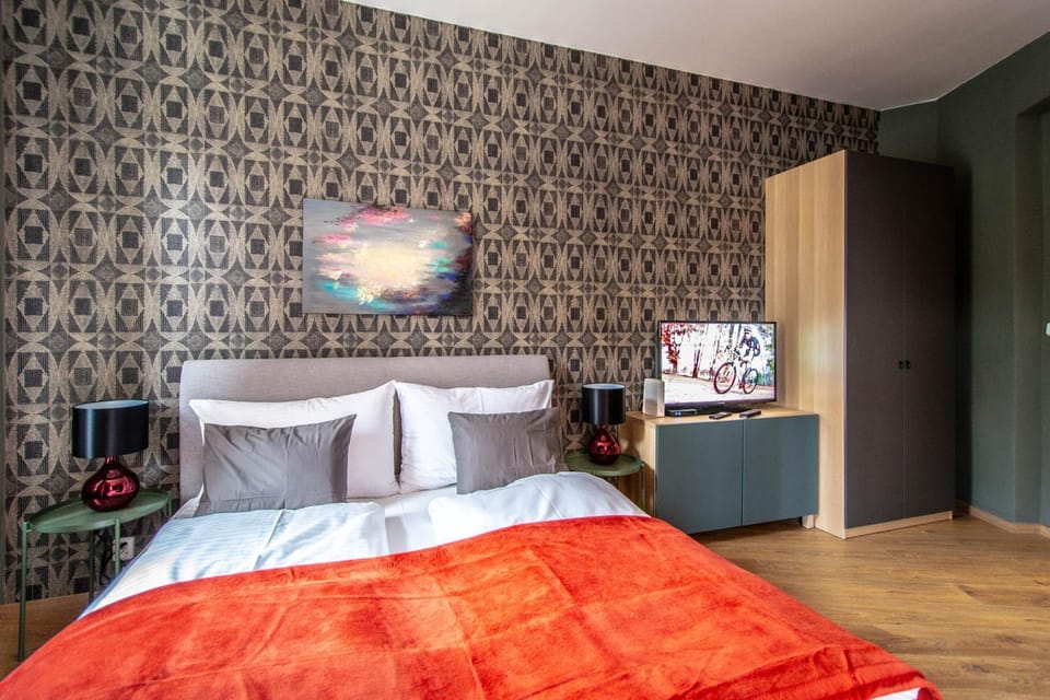 Bed, Bedroom