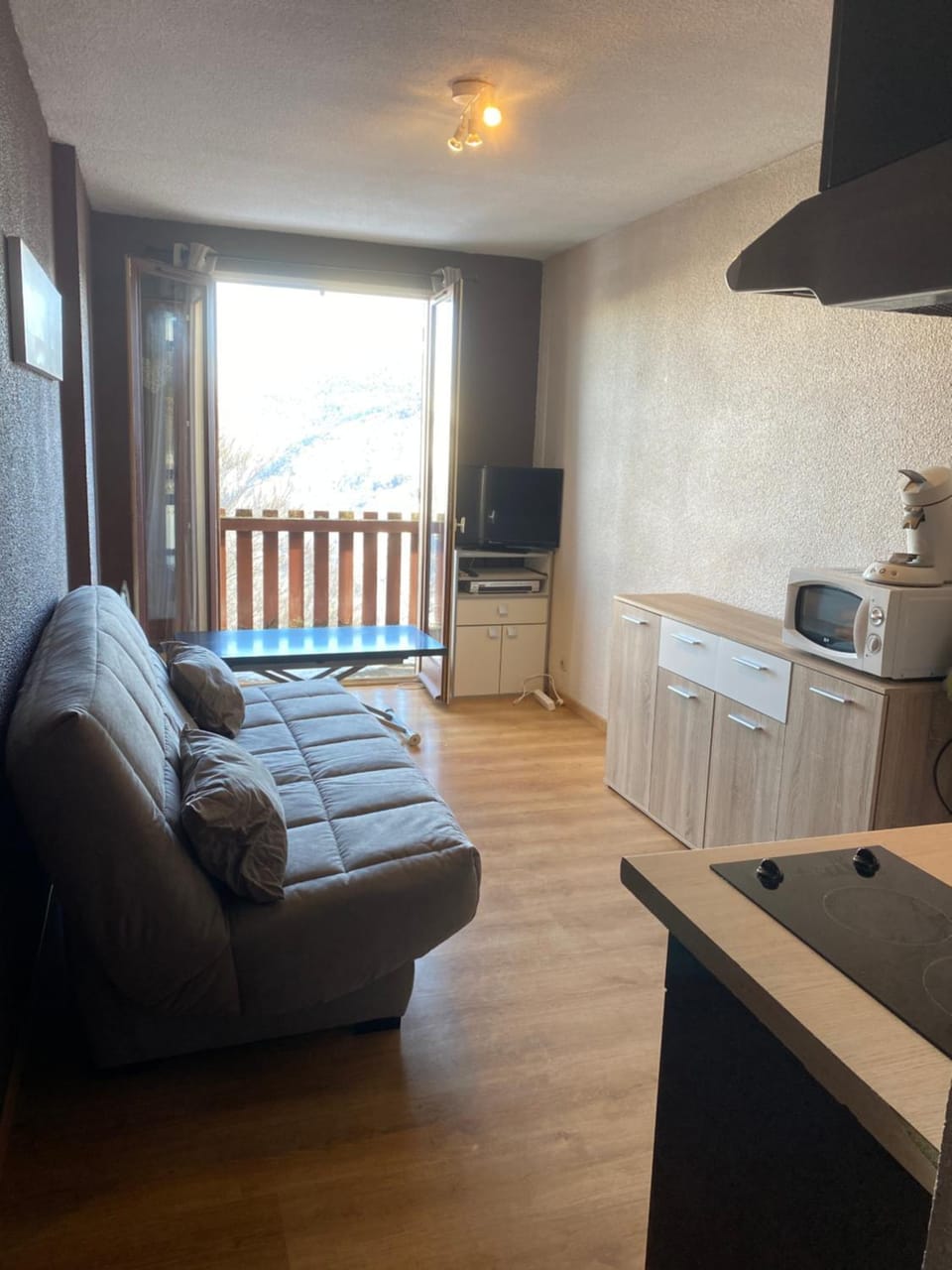 Studio 4 pers vue magnifique 100m des pistes Apartment in Catalonia