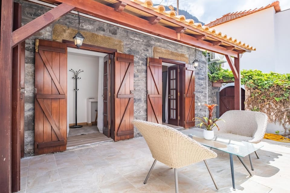 Recanto Jardim Do Mar House in Madeira District