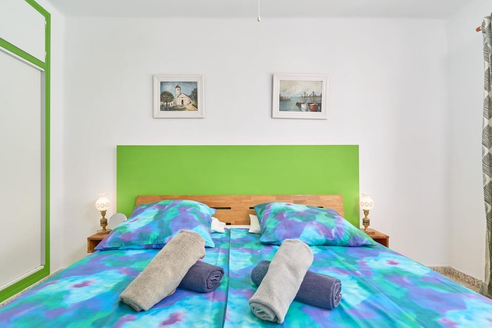 Living room, Bedroom