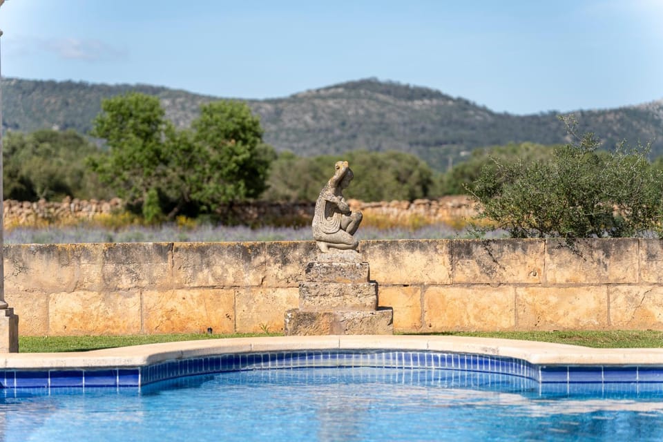 Nearby landmark, Day, Natural landscape, Mountain view, Pool view