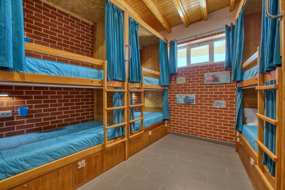 bunk bed