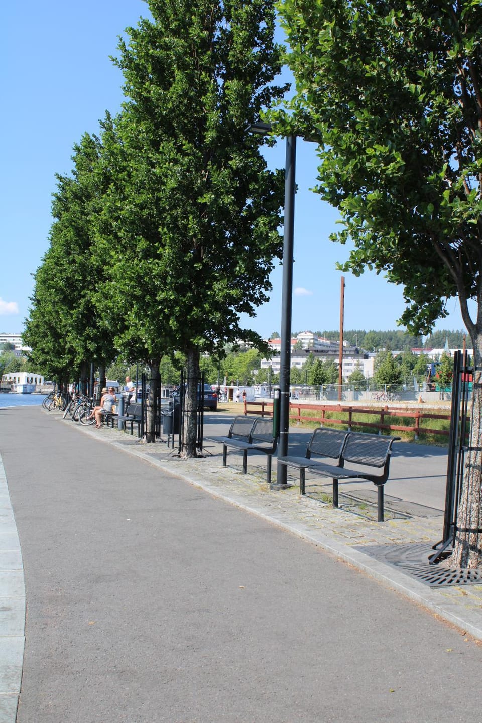 Neighbourhood, Beach