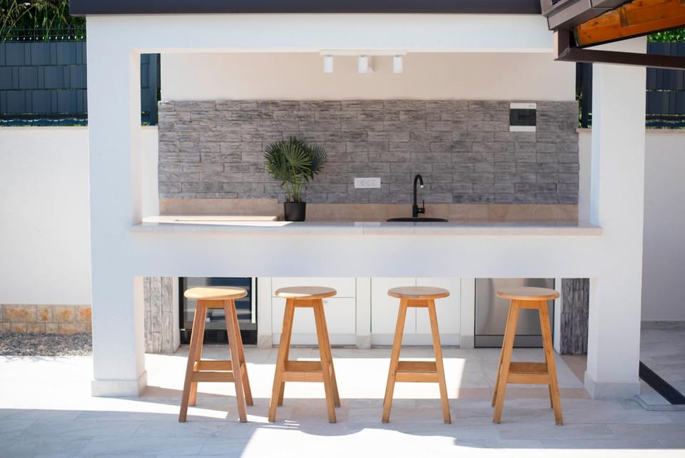 Vacation villa Matic with 7 bedrooms Villa in Split-Dalmatia County