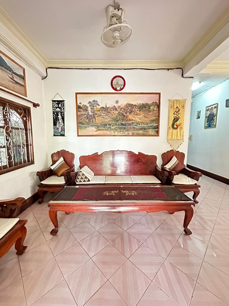 Seating area