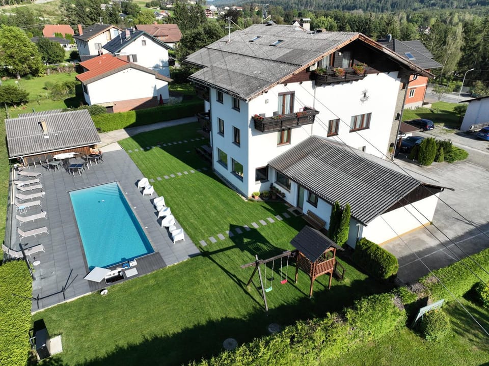 Keutschacherhof Bed and Breakfast in Carinthia, Austria