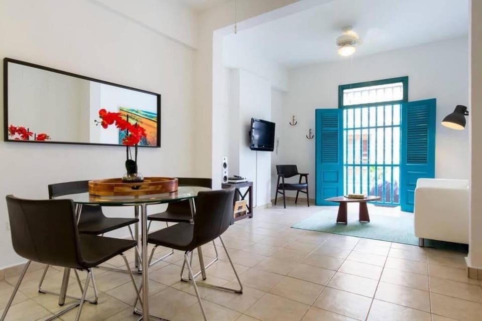 Old San Juan Apt by CasaSaffra Apartment in San Juan