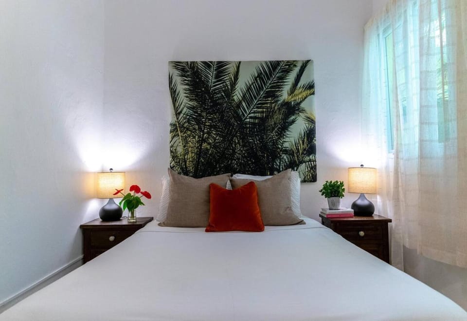 Old San Juan Apt by CasaSaffra Apartment in San Juan